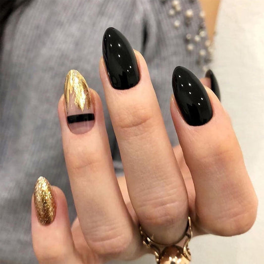 Black x Gold Design Press-on Nails